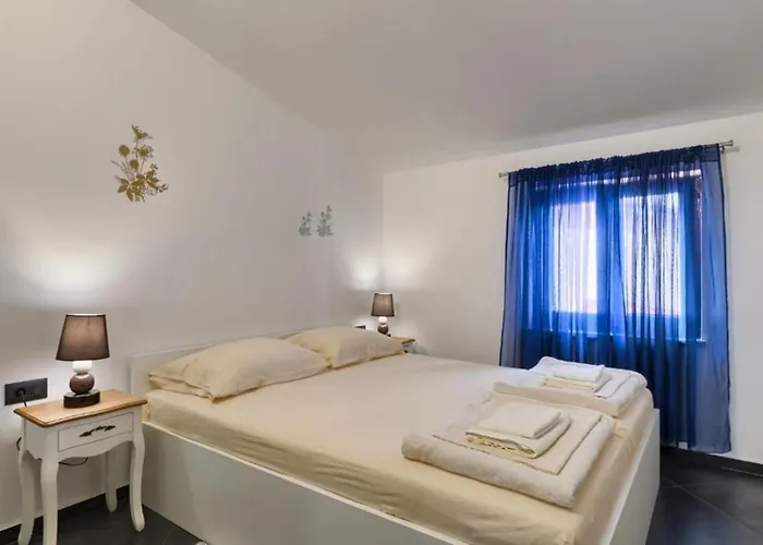 Apartments Ines