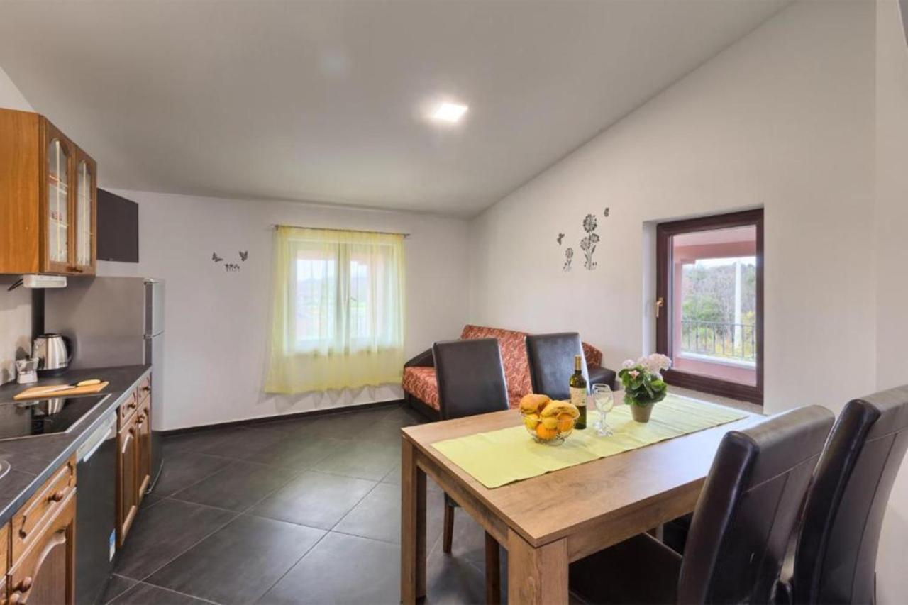 Apartment Ines *